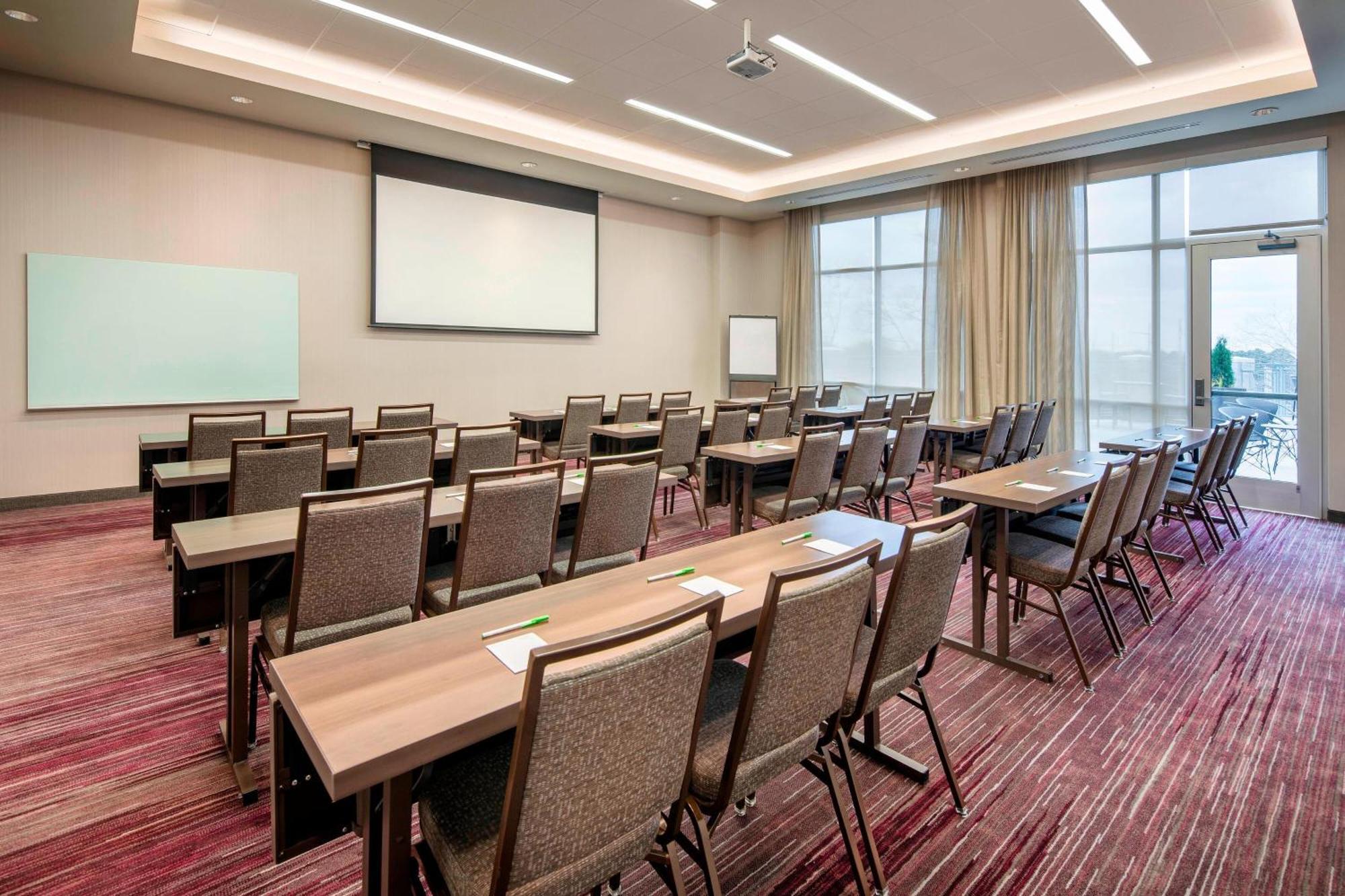 Courtyard By Marriott Atlanta Vinings/Galleria Smyrna Ngoại thất bức ảnh