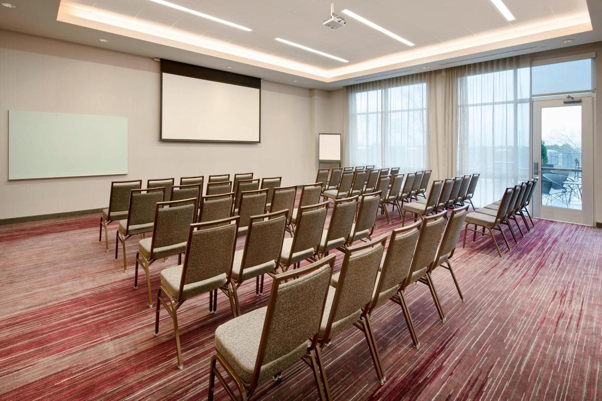 Courtyard By Marriott Atlanta Vinings/Galleria Smyrna Ngoại thất bức ảnh