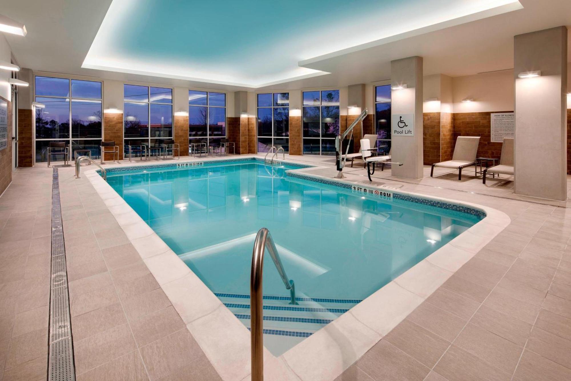 Courtyard By Marriott Atlanta Vinings/Galleria Smyrna Ngoại thất bức ảnh